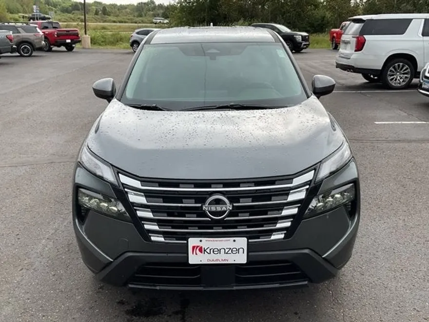 2026 Nissan Rogue SV photo 1
