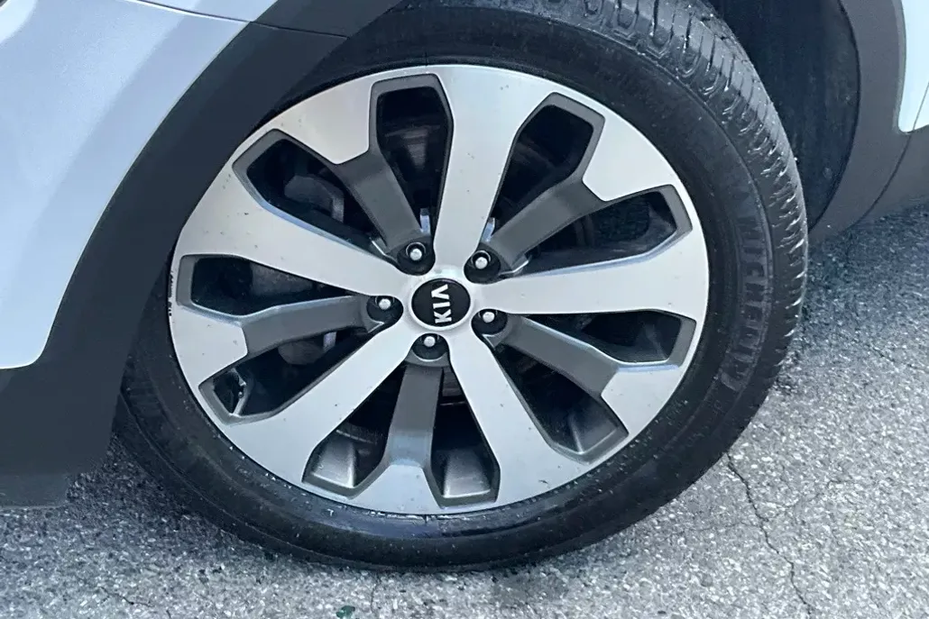 2021 Kia Telluride S photo 1