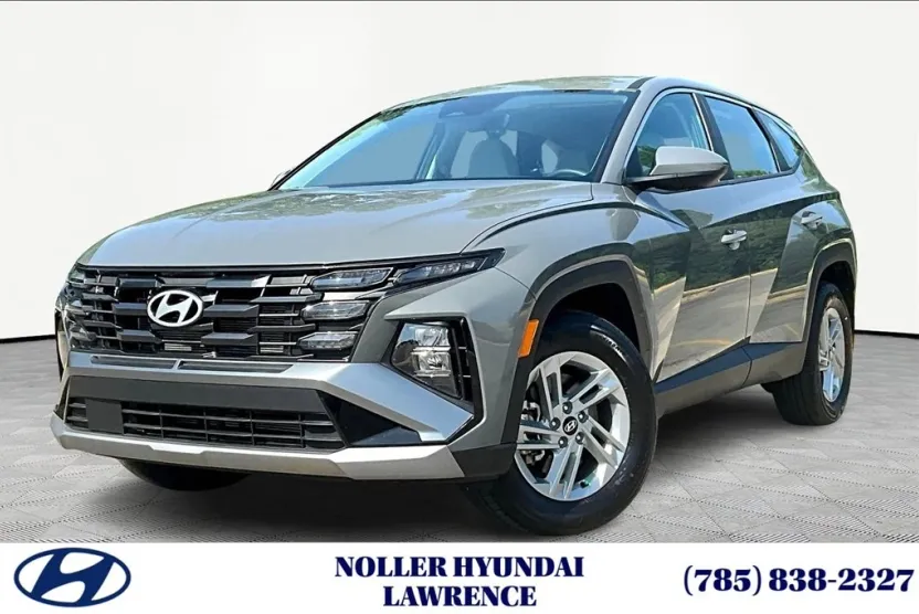2025 Hyundai Tucson SE photo 1