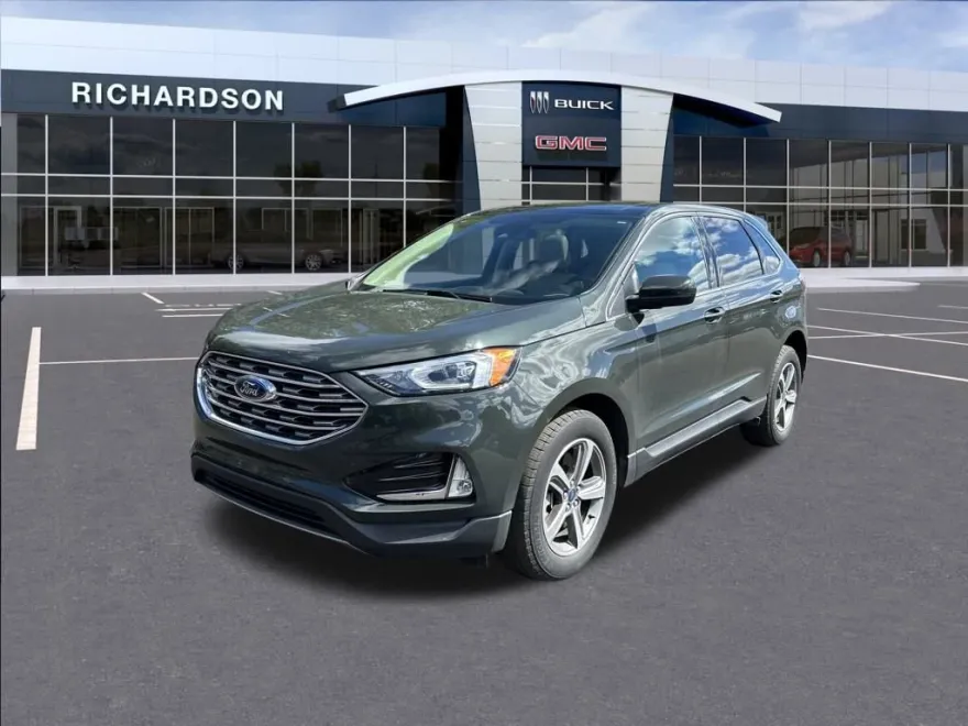 2022 Ford Edge SEL photo 1