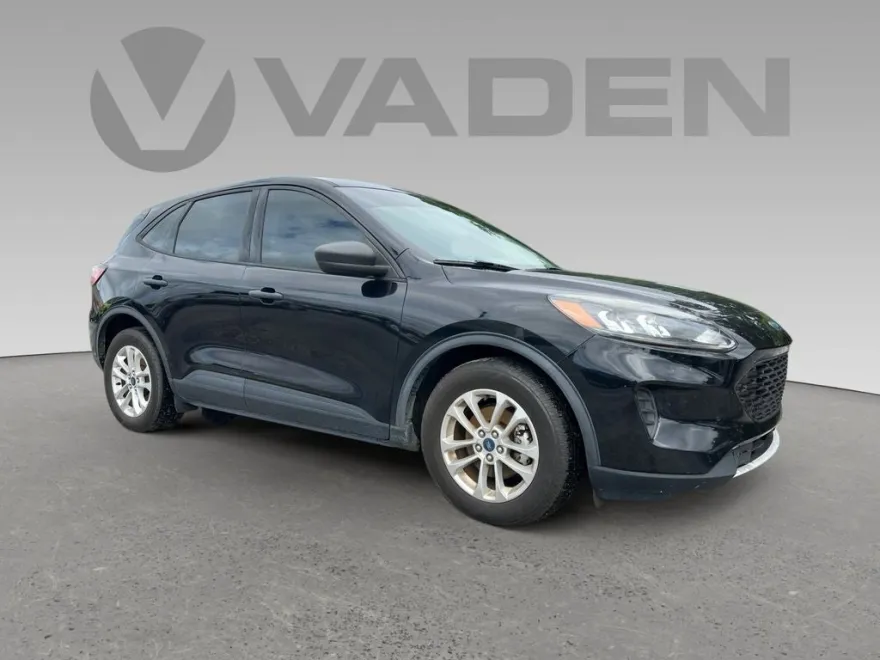 2020 Ford Escape S photo 1