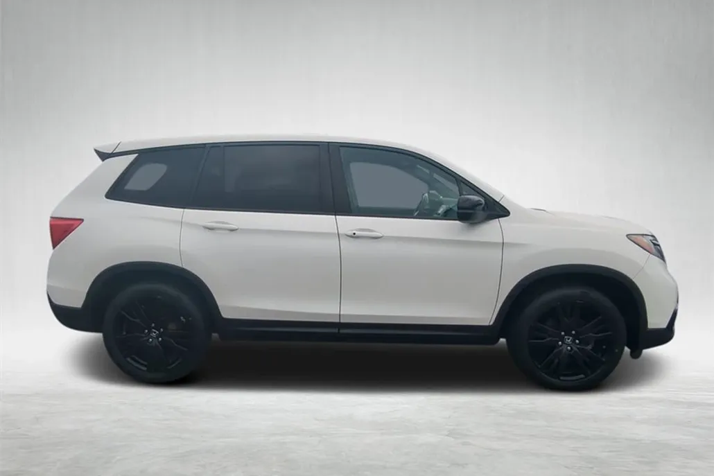 2019 Honda Passport Sport photo 1
