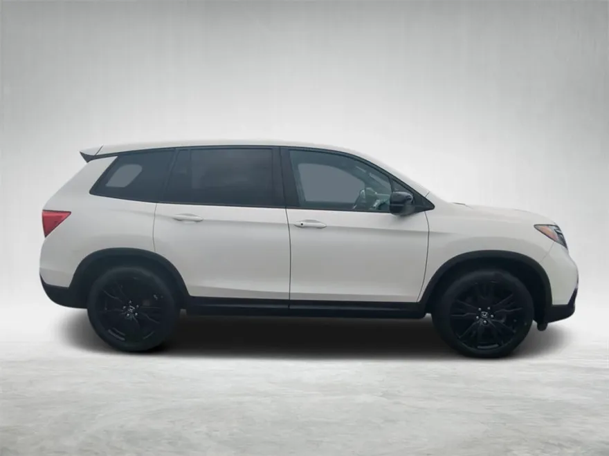 2019 Honda Passport Sport photo 1