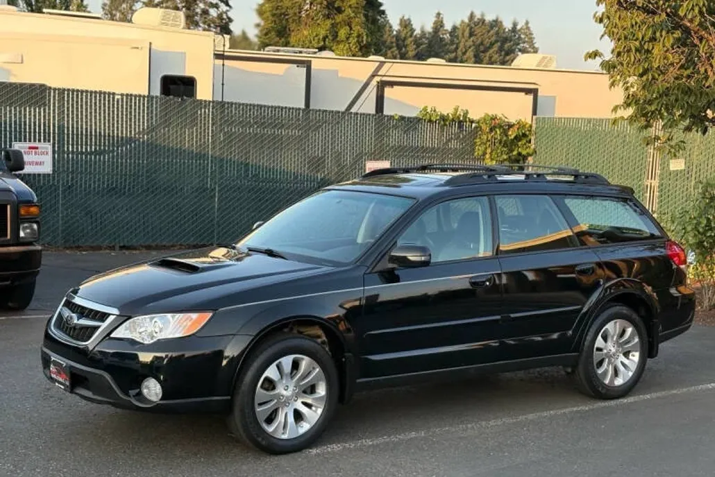 2008 Subaru Outback Limited photo 1