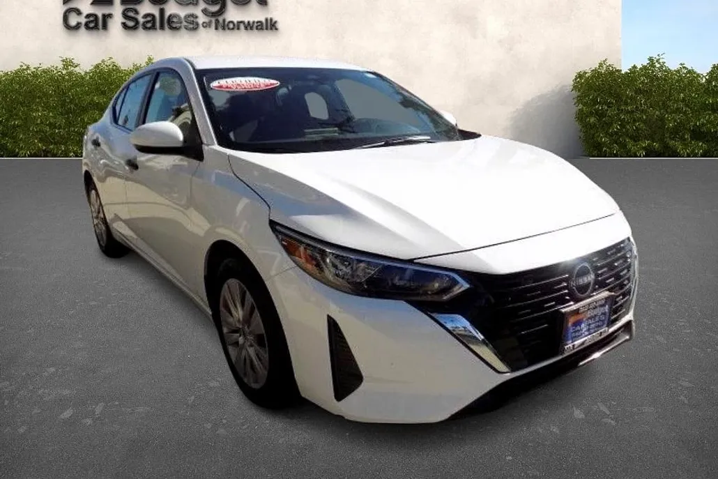 2024 Nissan Sentra S photo 1