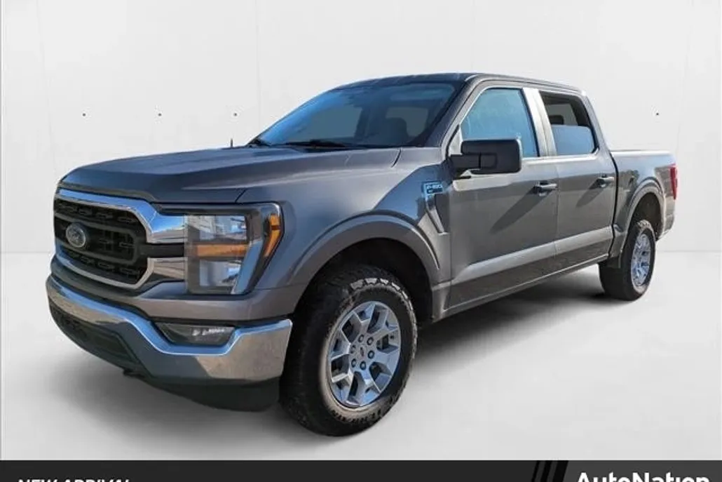 2023 Ford F-150 XLT photo 1