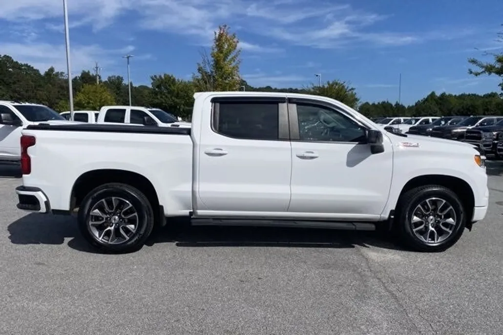 2022 Chevrolet Silverado 1500 RST photo 1