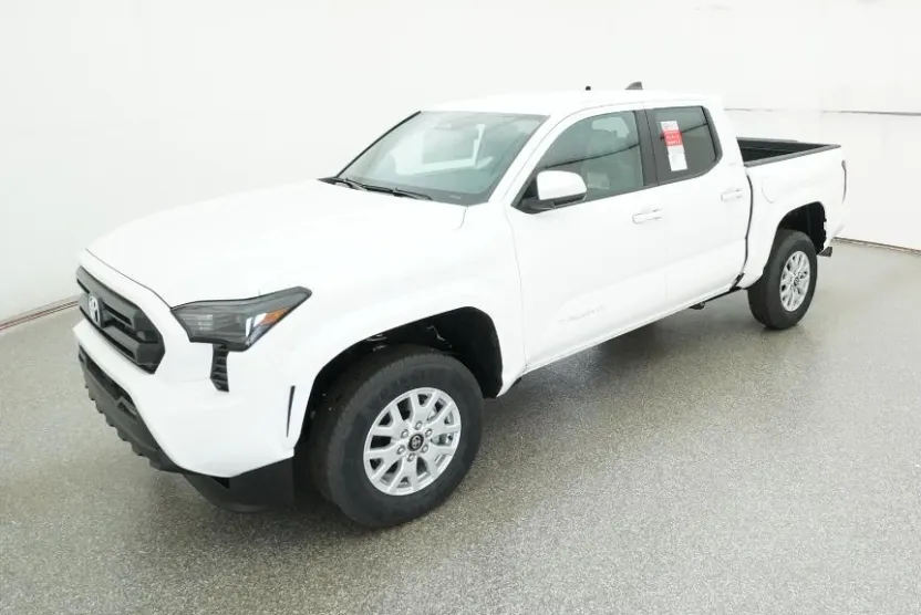 2025 Toyota Tacoma SR5 photo 1