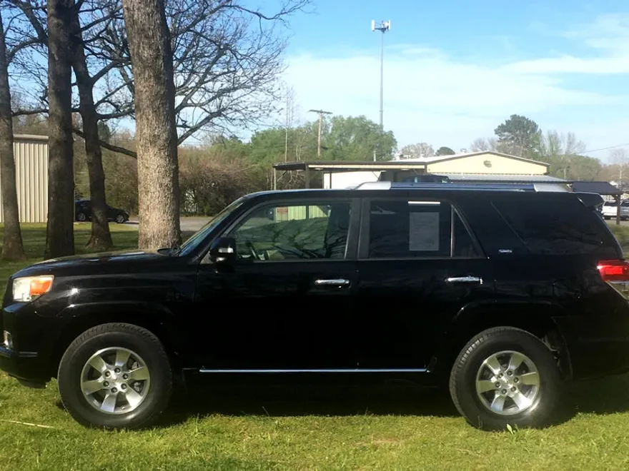 2013 Toyota 4Runner V6 Limited photo 1