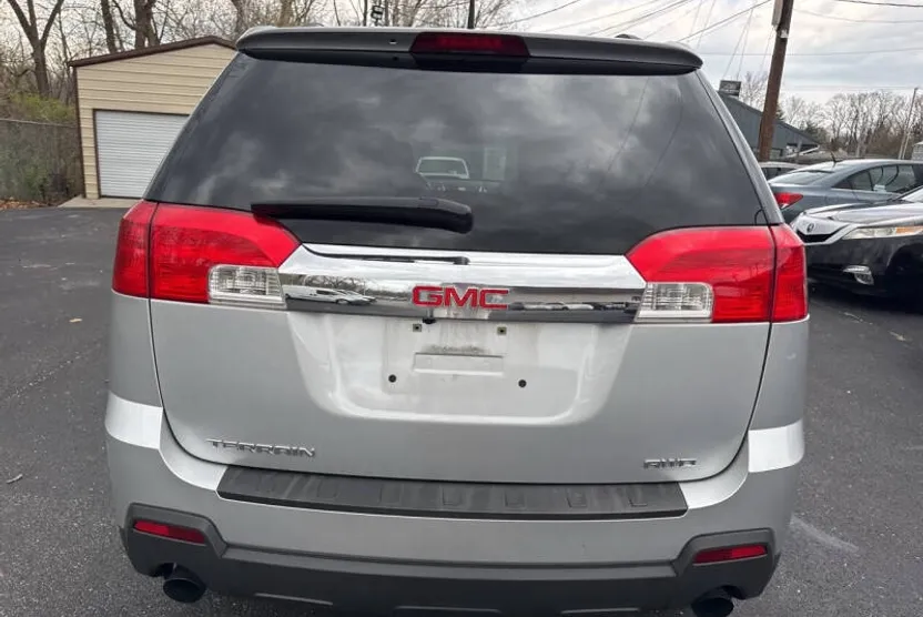 2010 Gmc Terrain photo 1