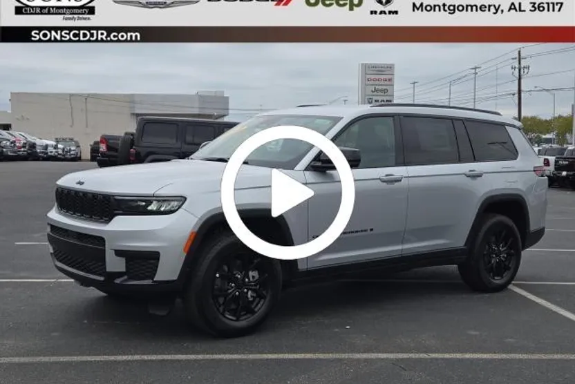 2025 Jeep Grand Cherokee Altitude photo 1