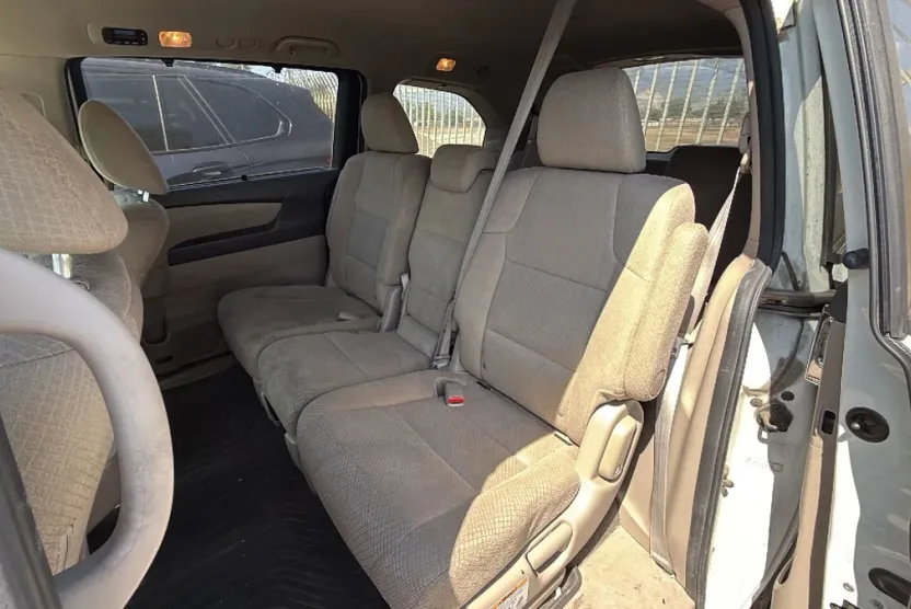 2014 Honda Odyssey EX photo 1