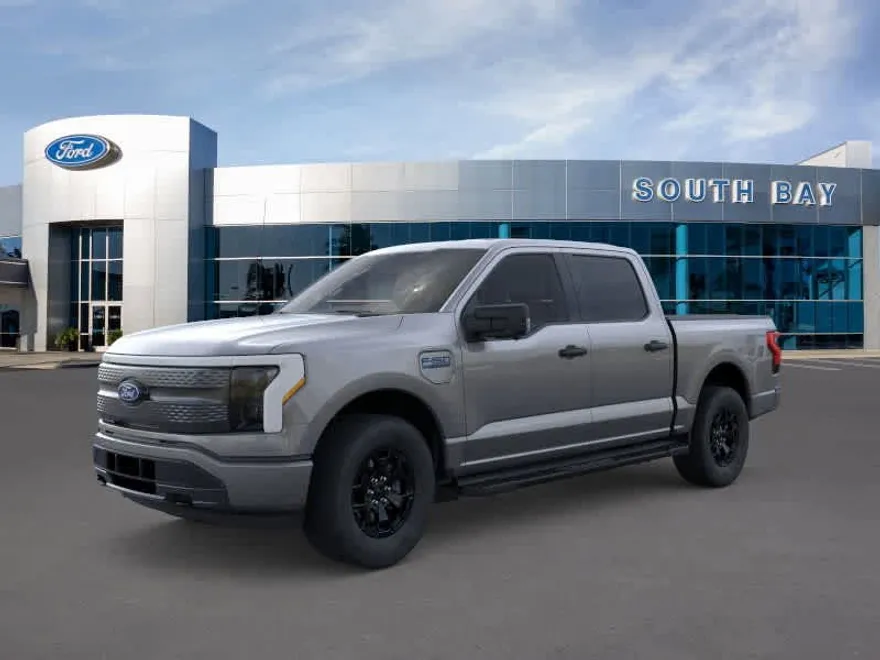 2025 Ford F-150 Lightning XLT photo 1