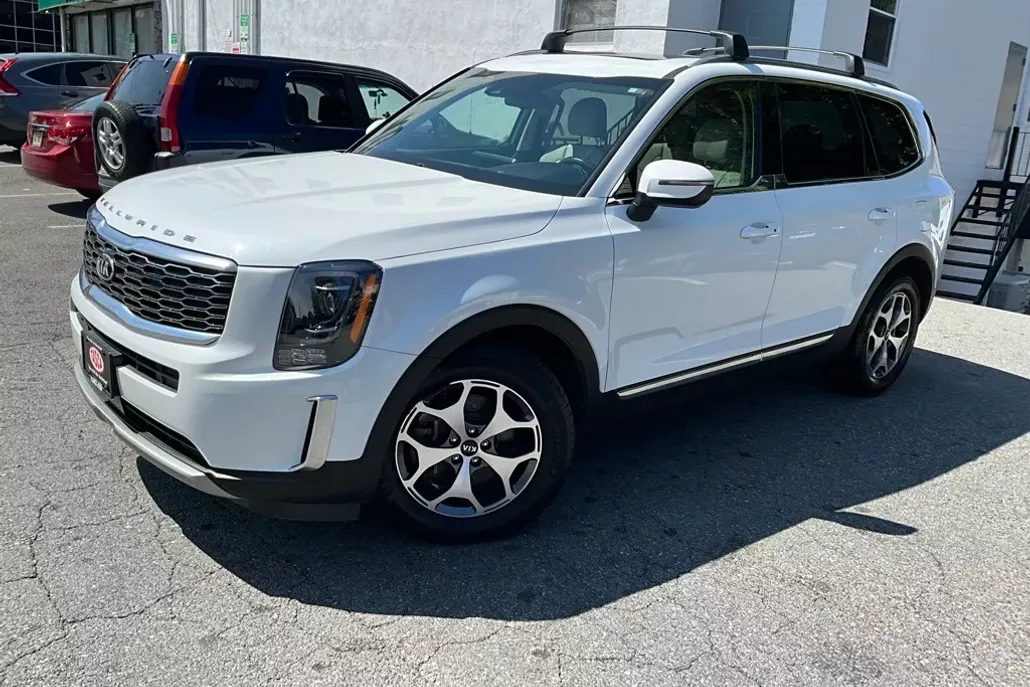 2020 Kia Telluride EX photo 1