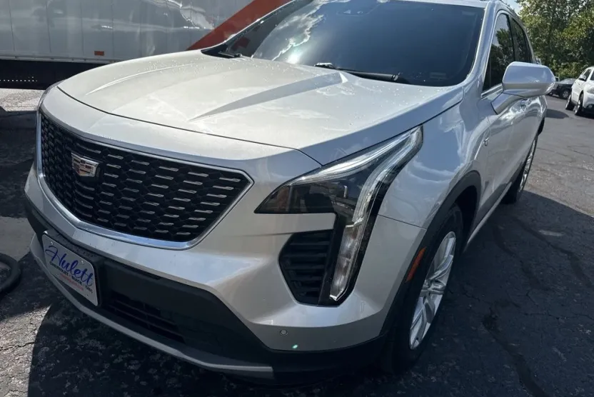2020 Cadillac XT4 Premium Luxury photo 1