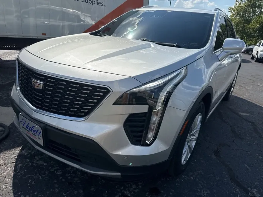 2020 Cadillac XT4 Premium Luxury photo 1