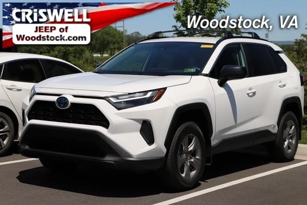 2024 Toyota RAV4 Hybrid LE photo 1