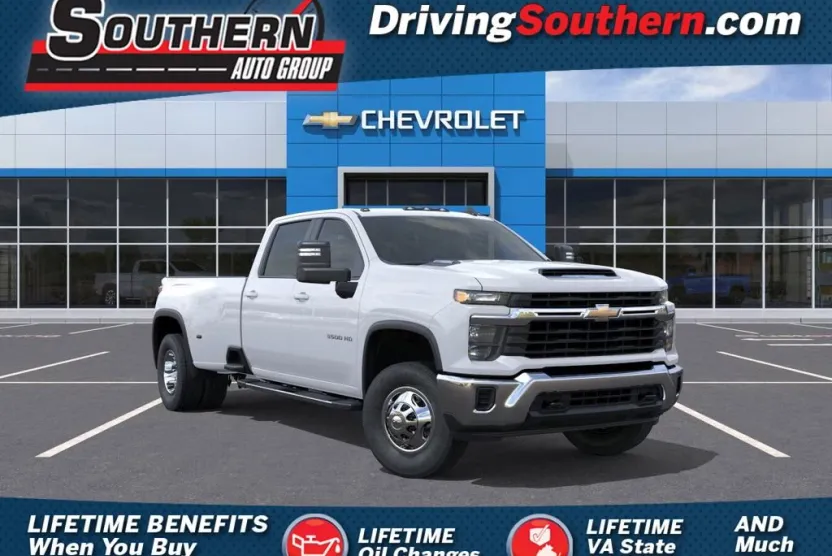 2026 Chevrolet Silverado 3500HD LT photo 1