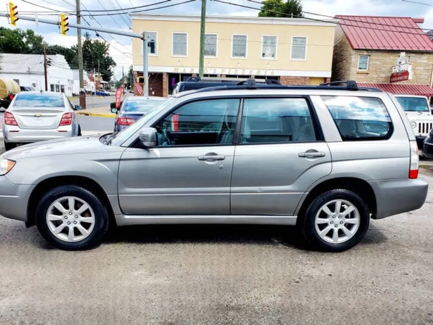 2007 Subaru Forester X Premium photo 1