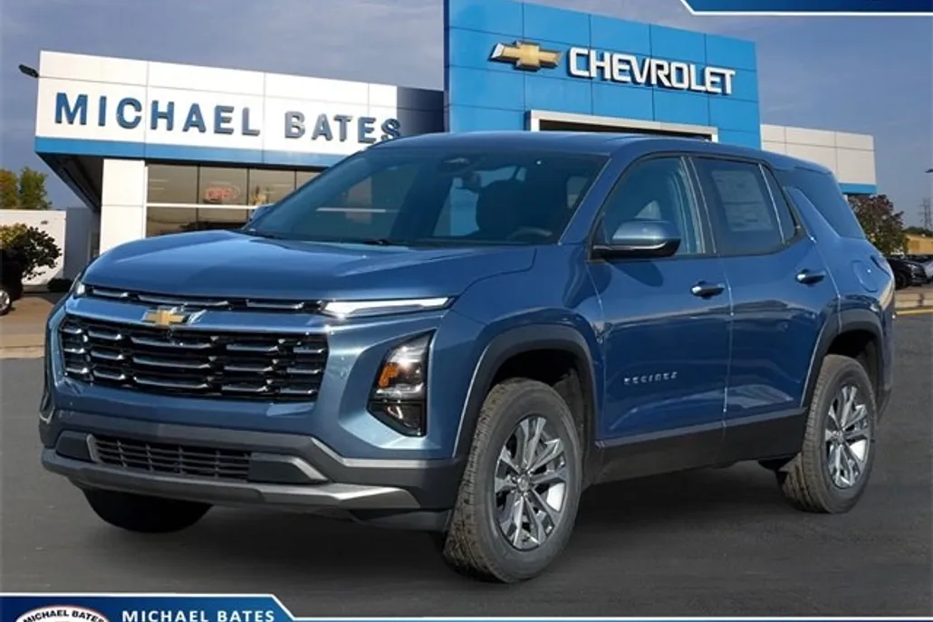 2026 Chevrolet Equinox LT photo 1