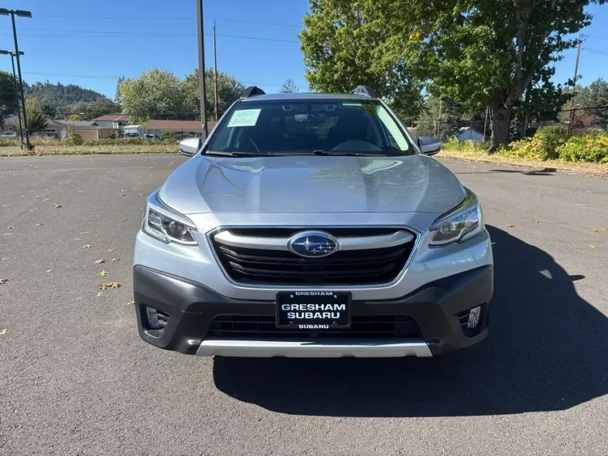 2020 Subaru Outback Limited photo 1
