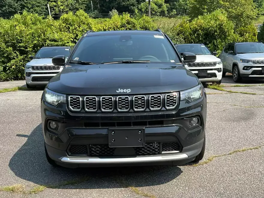 2025 Jeep Compass Limited photo 1