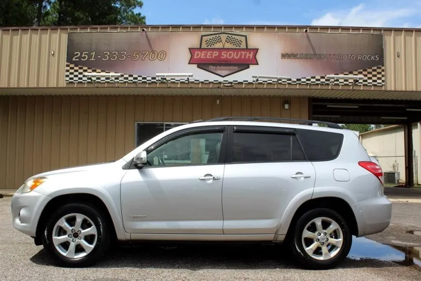 2009 Toyota RAV4 Limited photo 1