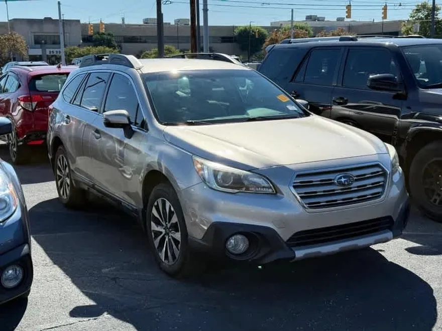 2016 Subaru Outback 2.5i Limited photo 1