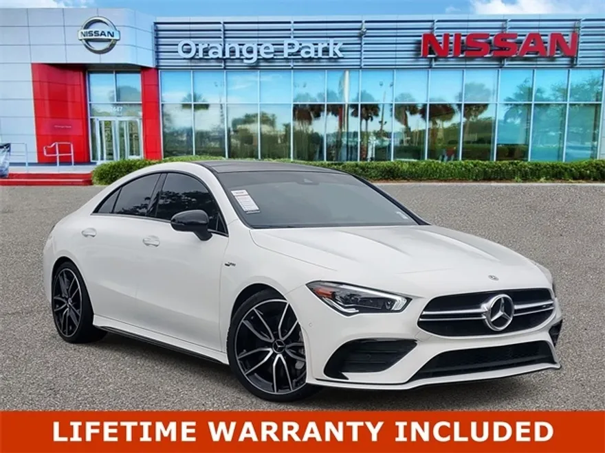 2022 Mercedes Benz CLA 35 AMG 4MATIC photo 1
