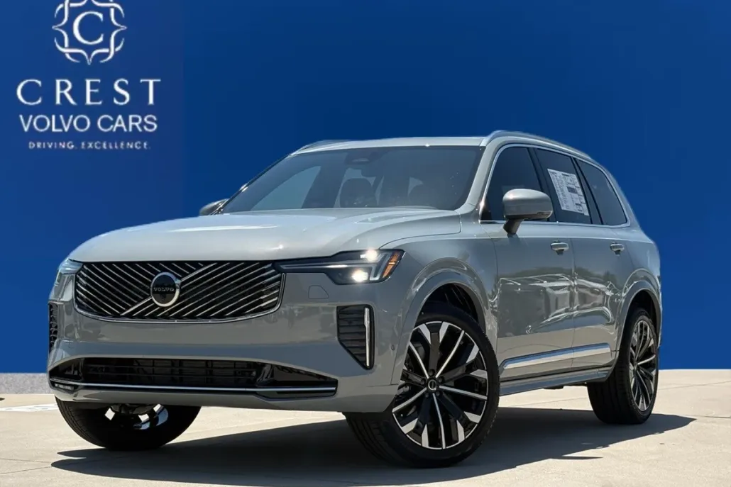 2026 Volvo XC90 Plus photo 1