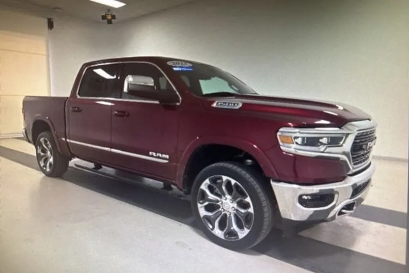 2023 Ram 1500 Limited photo 1