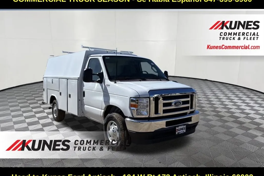 2025 Ford E-350 Base photo 1