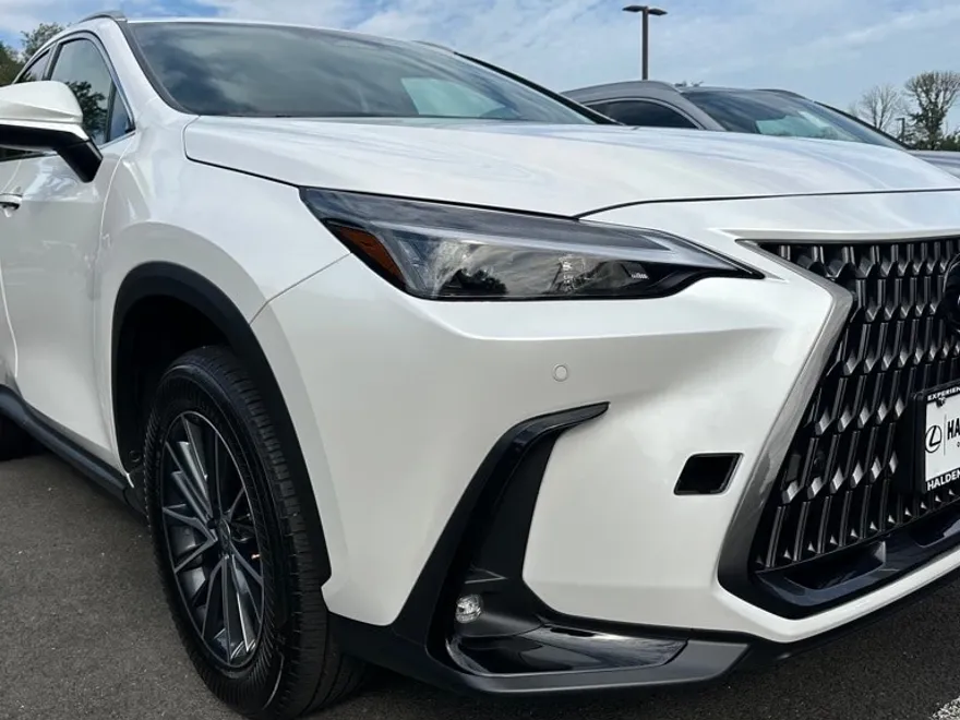 2025 Lexus NX 350 Premium photo 1