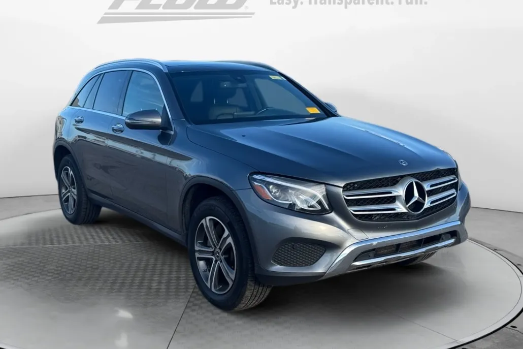 2019 Mercedes Benz GLC 300 4MATIC photo 1
