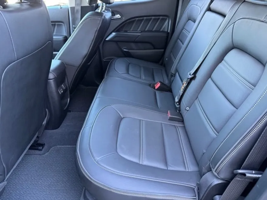 2022 Gmc Canyon Denali photo 1