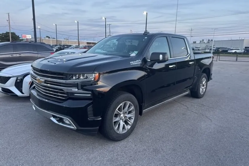 2021 Chevrolet Silverado 1500 High Country photo 1