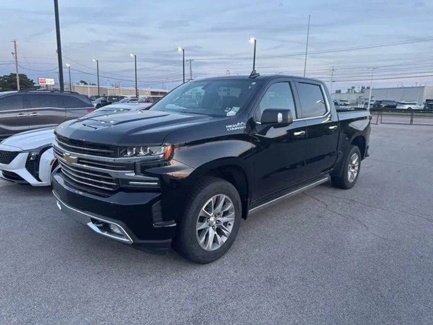2021 Chevrolet Silverado 1500 High Country photo 1