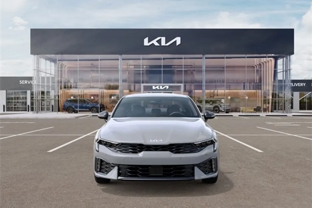 2026 Kia K5 GT-Line photo 1