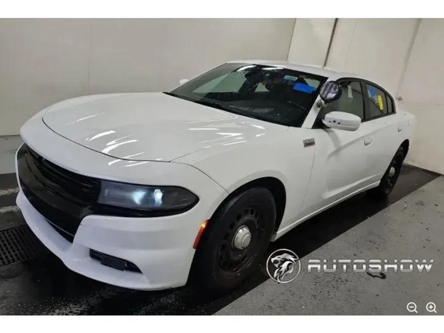 2016 Dodge Charger photo 1