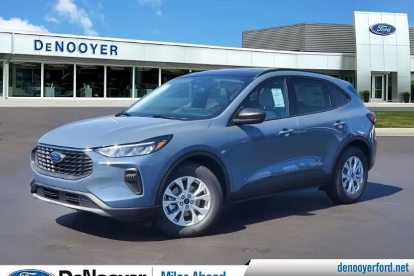 2025 Ford Escape Active photo 1