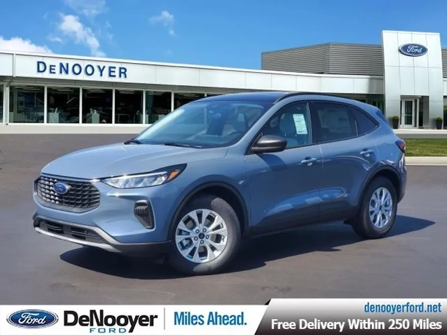 2025 Ford Escape Active photo 1