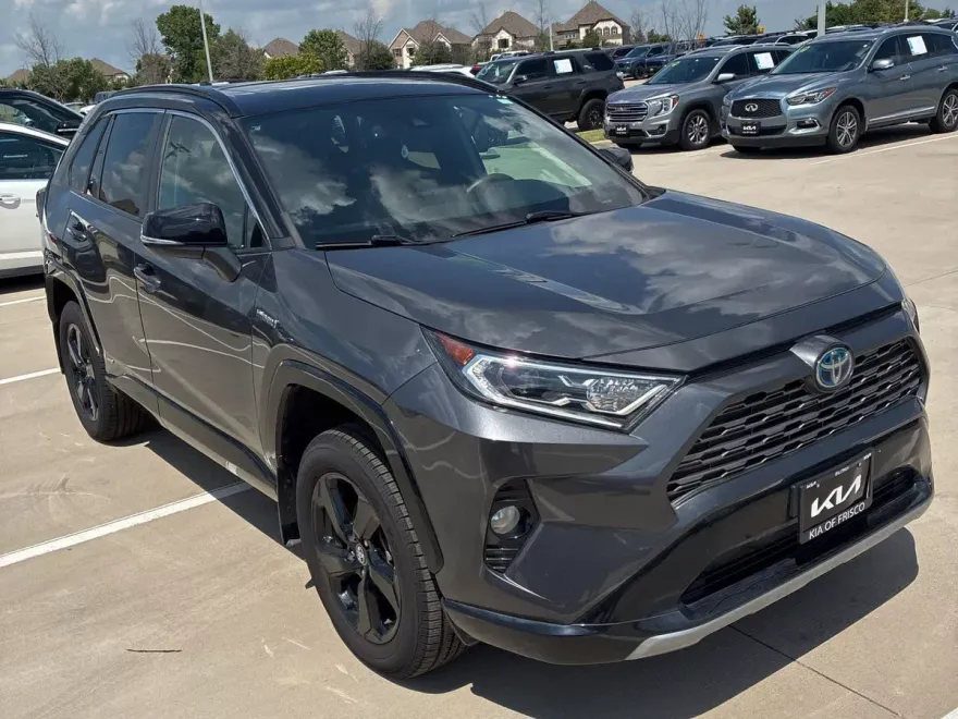 2021 Toyota RAV4 Hybrid XSE photo 1