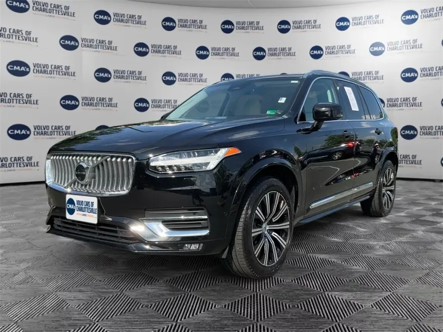 2023 Volvo XC90 AWD Plus photo 1
