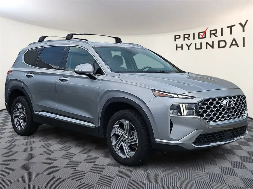 2022 Hyundai Santa Fe SEL photo 1
