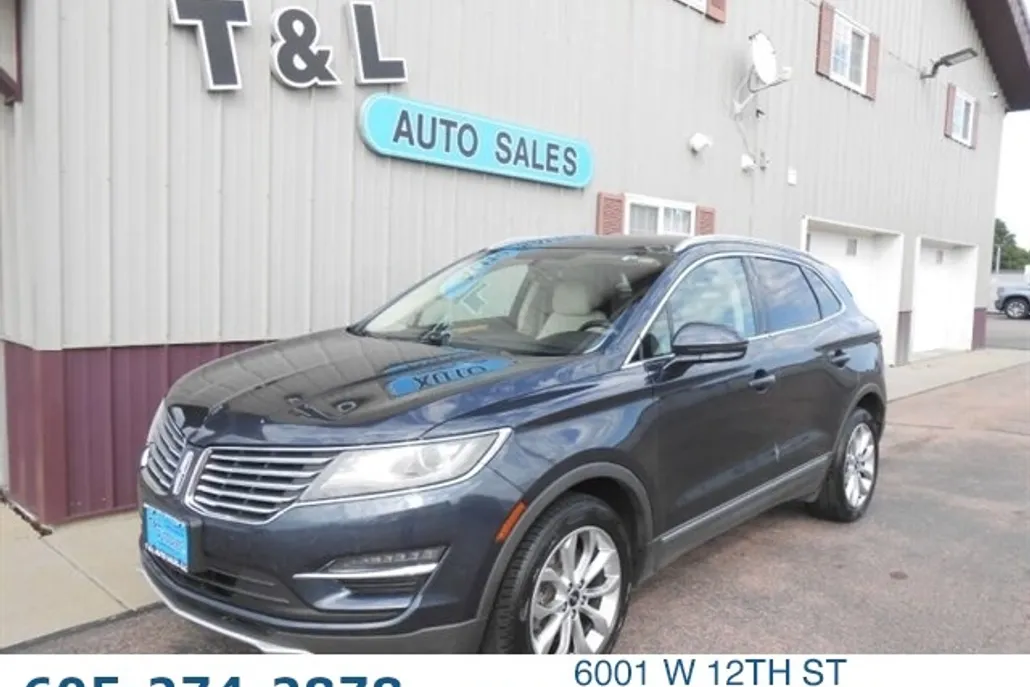 2015 Lincoln MKC photo 1