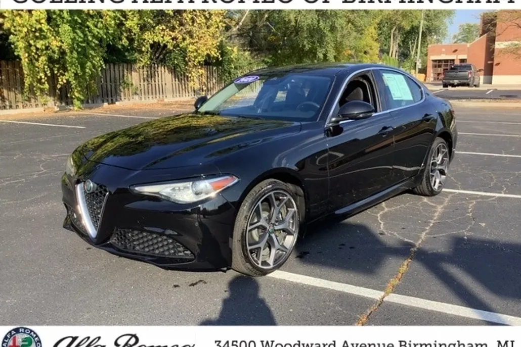 2020 Alfa Romeo Giulia Ti photo 1