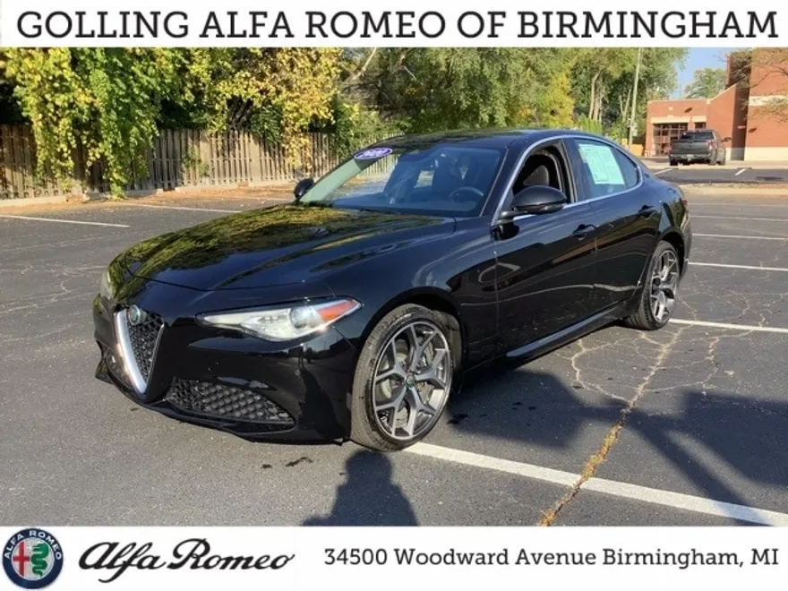 2020 Alfa Romeo Giulia Ti photo 1