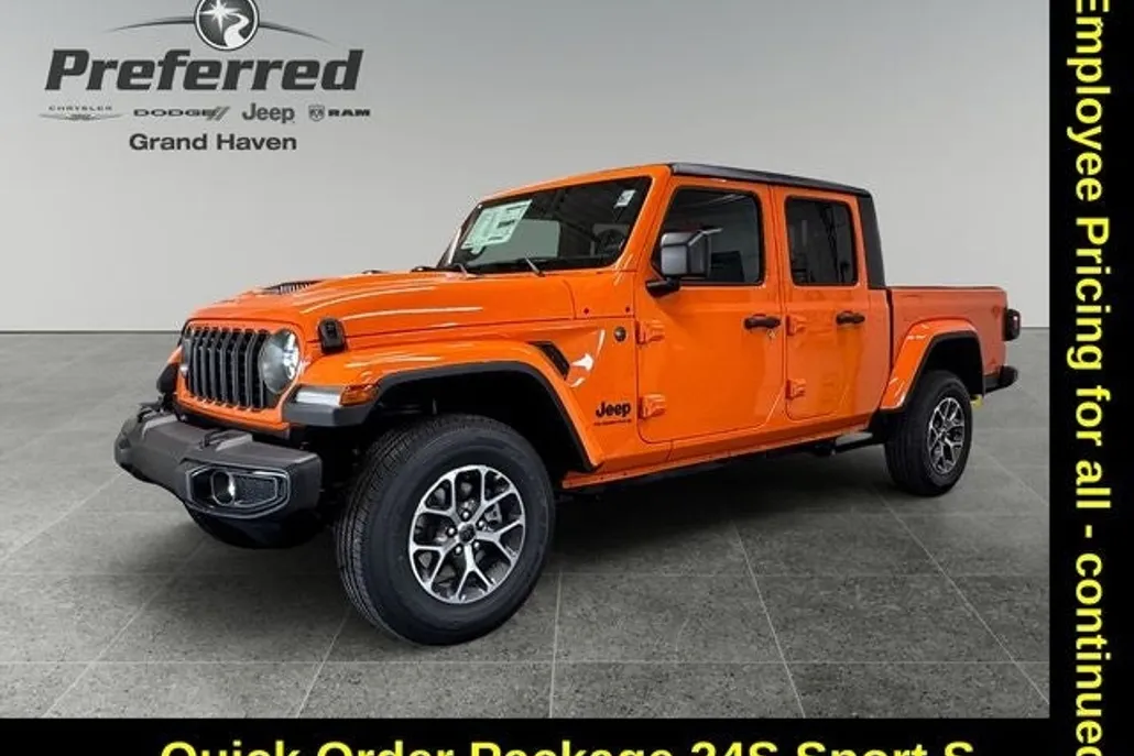 2025 Jeep Gladiator Sport S photo 1
