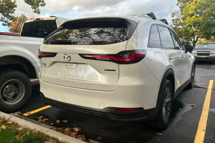 2024 Mazda CX-90 Plug-in Hybrid Preferred photo 1