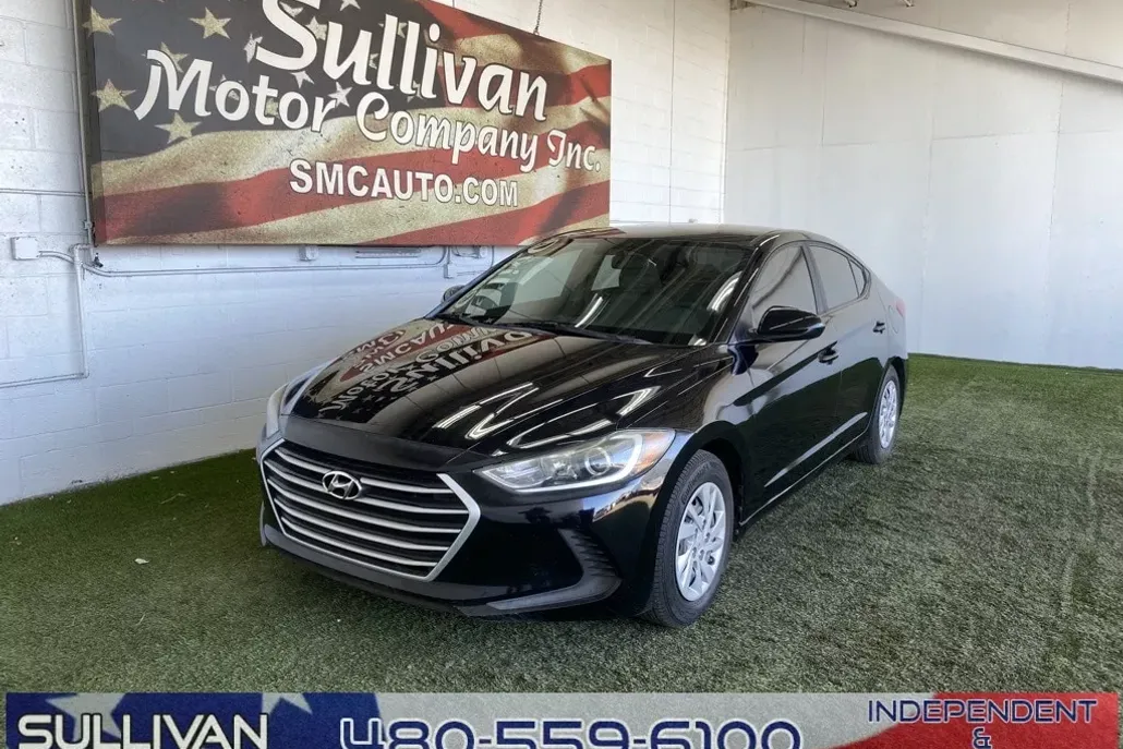 2017 Hyundai Elantra SE photo 1